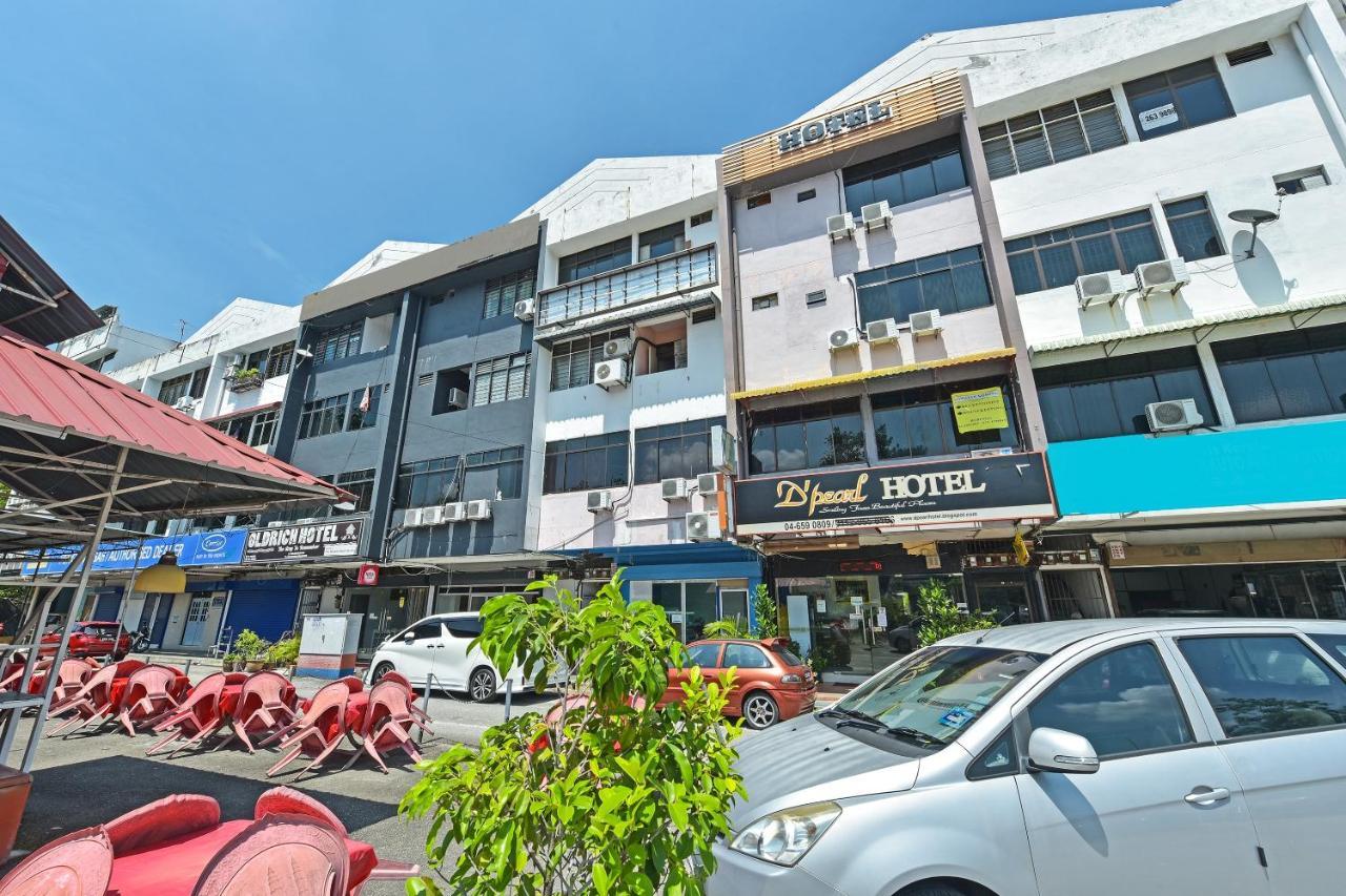 F Hotel Sungai Dua Bukit Exterior photo